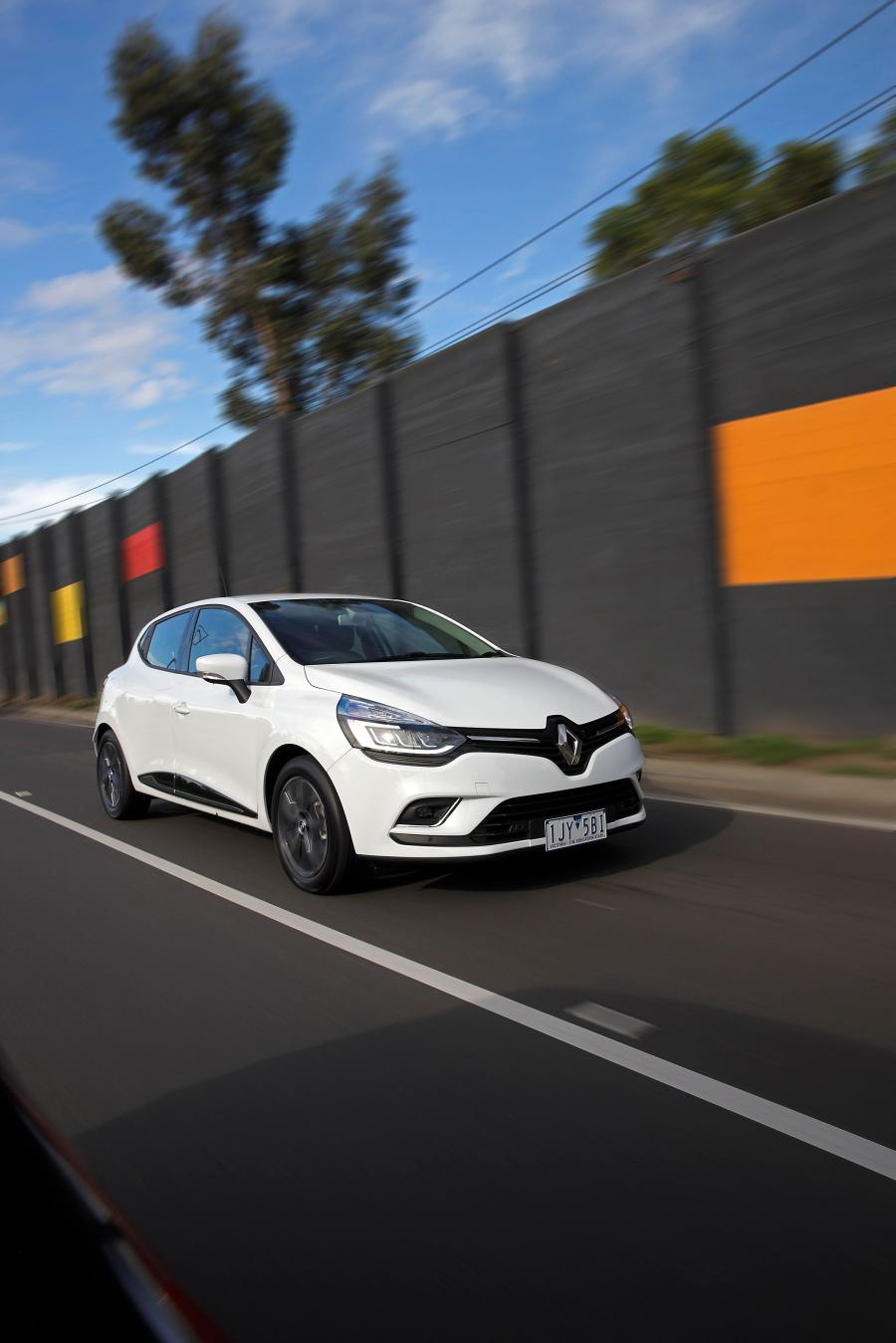  Renault Clio 2017 года  (AU) (фото 13 из 40)